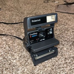 Polaroid one step close up camera